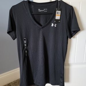 Womens XS black Under Armour shirt